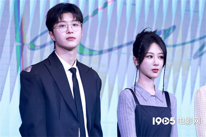 《要久久爱》网盘迅雷BT资源超清国语中字「BD1080P/3.4G-MKV」