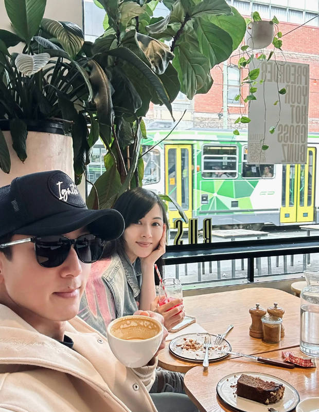 吴尊夫妇《牵手旅行》：甜蜜暴击，爱意满屏-1