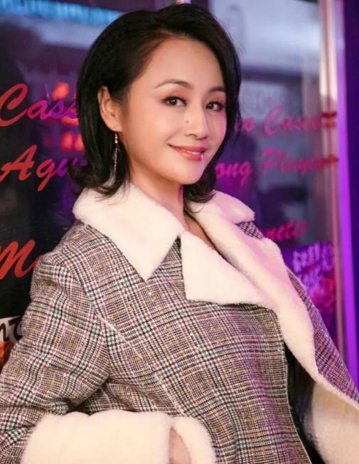曹颖患胃癌泪谈儿子，称是最大牵挂-1
