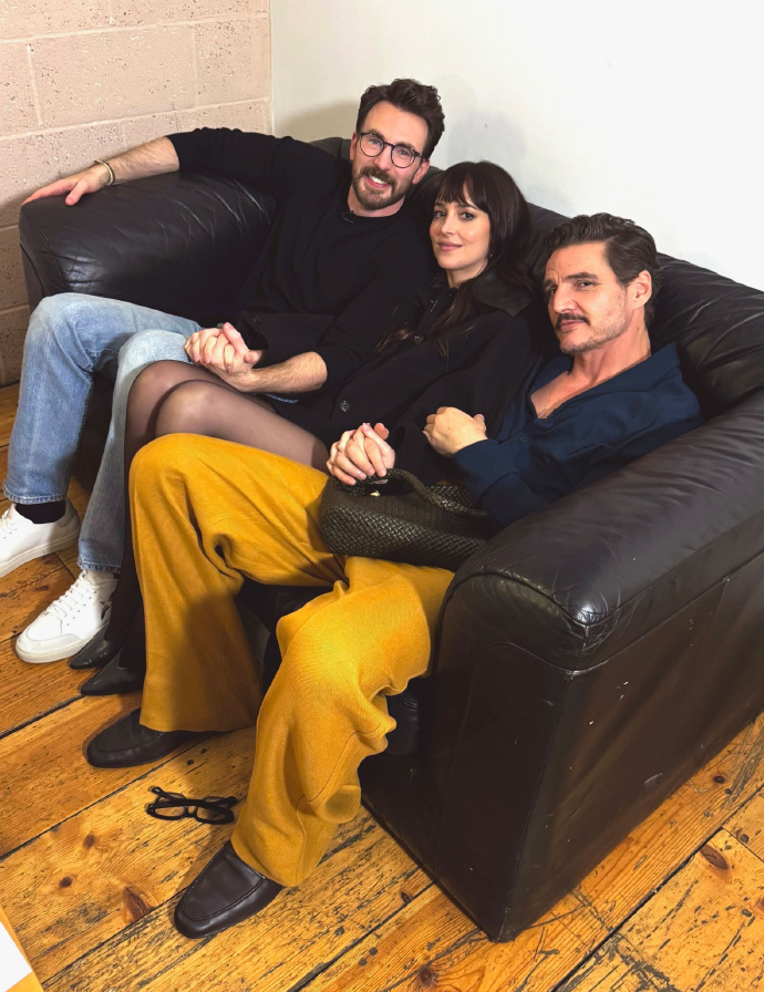 《物质主义者》预告:达妹“红娘”遇两男情感纠葛-1 《物质主义者》预告:达妹“红娘”遇两男情感纠葛-1