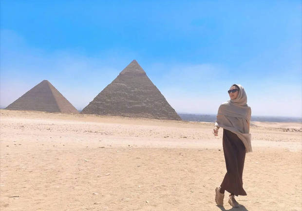 章子怡埃及探秘:金字塔下现代‘艳后’-3 章子怡埃及探秘:金字塔下现代‘艳后’-3